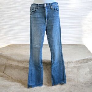 MOTHER Weekender Fray Mid-Rise Flare Ankle Jeans